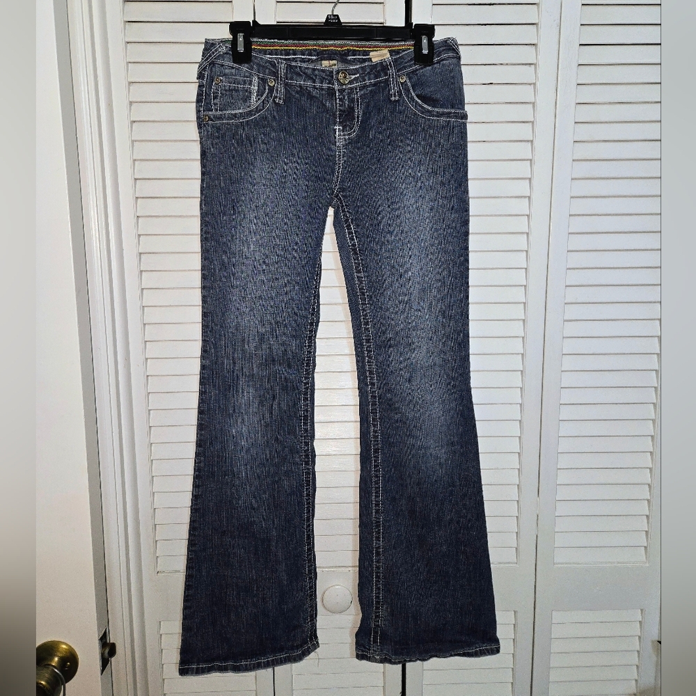 Vintage YNQ Women's 7 Low-rise Jeans